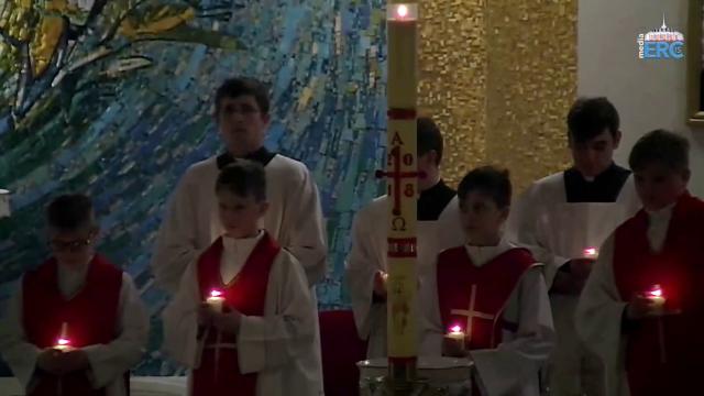 Iaşi (catedrală): Liturghia din Noaptea Învierii