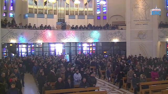 Iaşi (catedrală): Liturghia din Duminica Floriilor, Ziua Tineretului