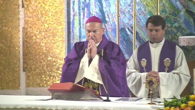 Iaşi (catedrală): Litughie cu Requiem pentru odihna veşnică a Regelui Mihai
