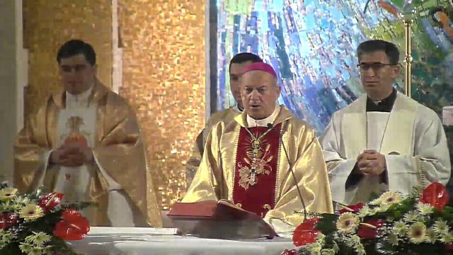 Iaşi (catedrală): Liturghia din noaptea de Crăciun