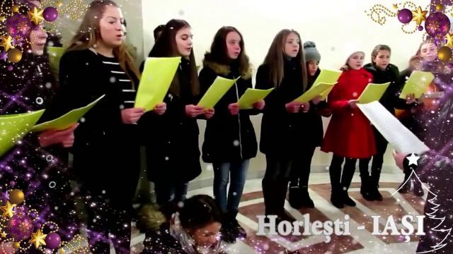 Iaşi: Colindători la Episcopie