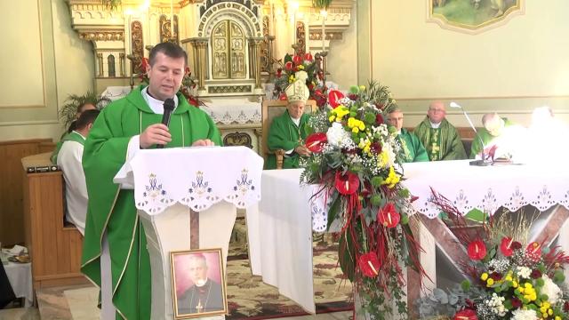 Siret: Sfinţirea capelei din cimitir
