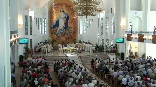 Pildeşti: Liturghia de la Întâlnirea Diecezană a Familiilor