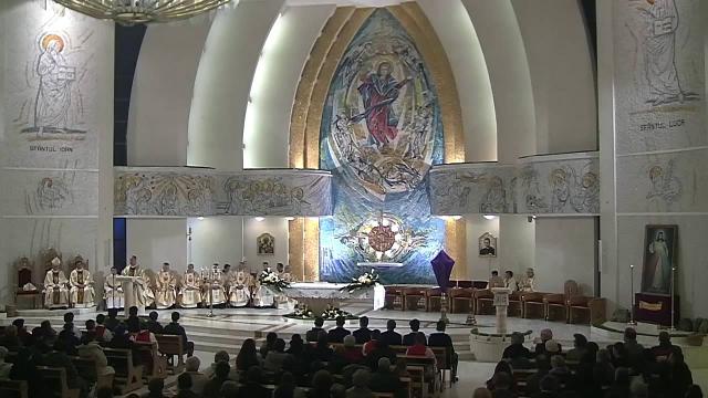 Iaşi (catedrală): Sfânta Liturghie Joia Sfântă - Cina Domnului