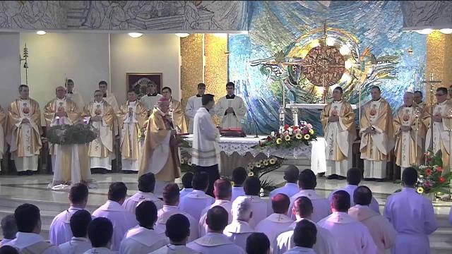 Iaşi (catedrală): Sfinţire de diaconi (8 decembrie)