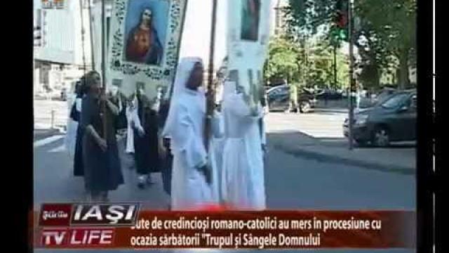 Iaşi TV Life: Reportaj despre Liturghia şi procesiunea din duminica după Joia Verde