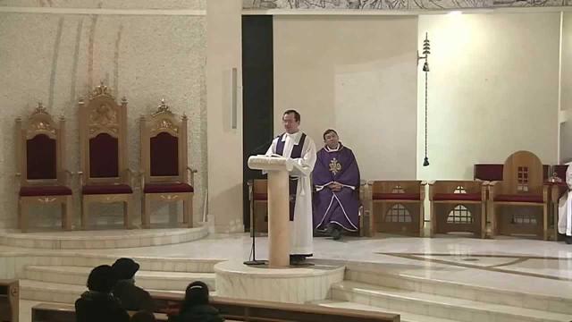 Iaşi (catedrală): Calea crucii şi Liturghia, vineri din săptămâna a 3-a din Postul Mare