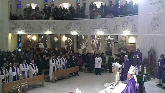 Iaşi (catedrală): Sfânta Liturghie de deschidere a Anului Vieţii Consacrate