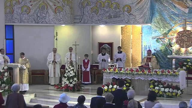 Iaşi (catedrală): Sfânta Liturghie din Duminica a VI-a a Paştelui