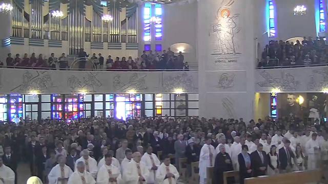 Iaşi (catedrală): Liturghie de mulţumire pentru beatificarea episcopului Anton Durcovici