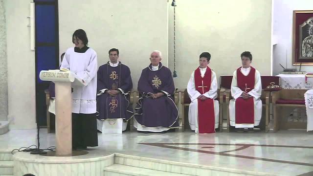 Iaşi (catedrală): Calea crucii şi sfânta Liturghie cu predică tematică (4 aprilie 2014) (youtube)