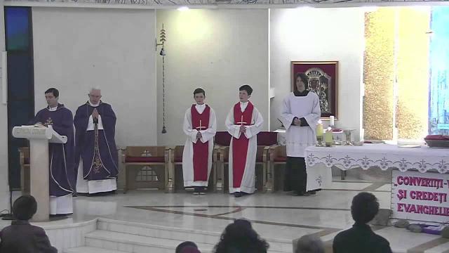 Iaşi (catedrală): Calea crucii şi sfânta Liturghie cu predică tematică (2 aprilie 2014) (youtube)