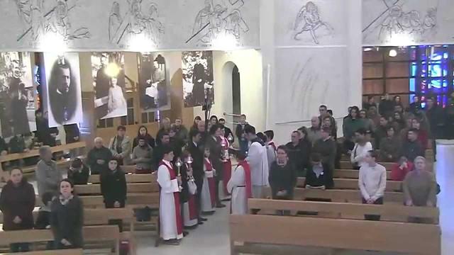 Iaşi (catedrală): Calea crucii şi sfânta Liturghie cu predică tematică (28 martie 2014) (youtube)