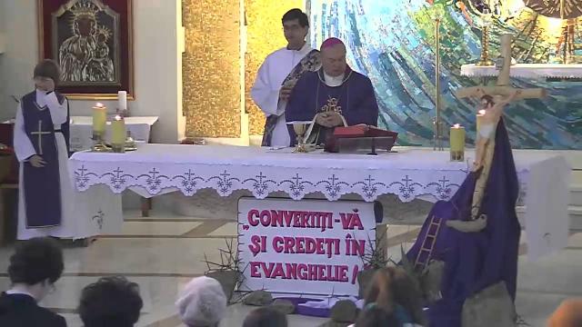 Iaşi (catedrală): Liturghia solemnă din duminica a II-a din Postul Mare (16 martie 2014) (youtube)