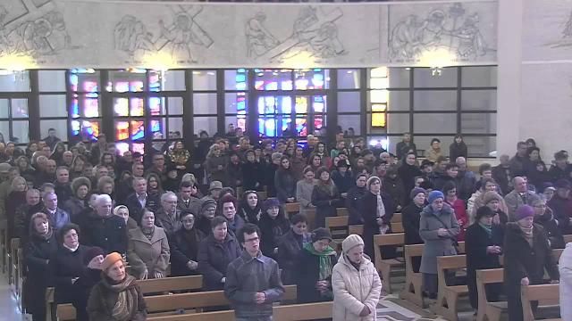Iaşi (catedrală): Liturghia solemnă din duminica I din Postul Mare (9 martie 2014) (youtube)