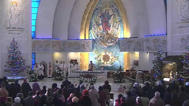 Iaşi (catedrală): Liturghie din solemnitatea "Epifania Domnului" (6 ianuarie 2014) (youtube)