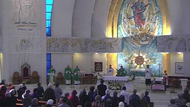 Iaşi (catedrală): Sfânta Liturghie din duminica a 32-a de peste an (10 noiembrie)