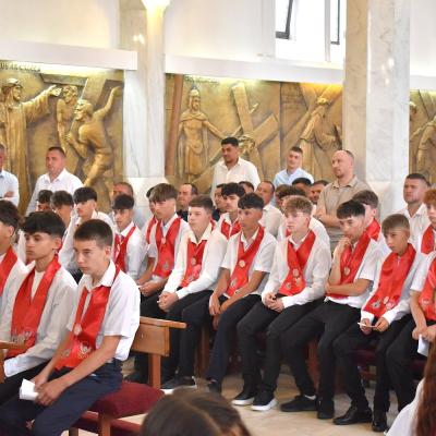 4 iulie: Oituz: Sărbătoarea primirii Duhului Sfânt