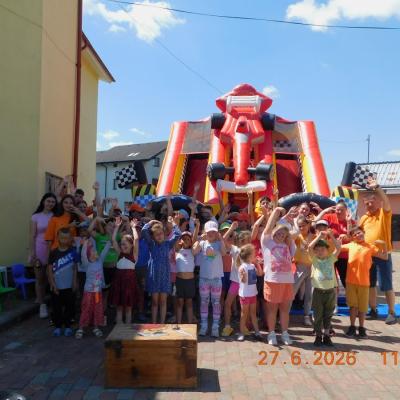 27 iunie: Buruieneşti: A cincea oprire a Caravanei aniversare Kolping 10 ani