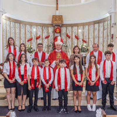 21 iunie: Marea Britanie: Vizită pastorală a IPS Aurel Percă în comunitatea românească din Canning Town - Londra