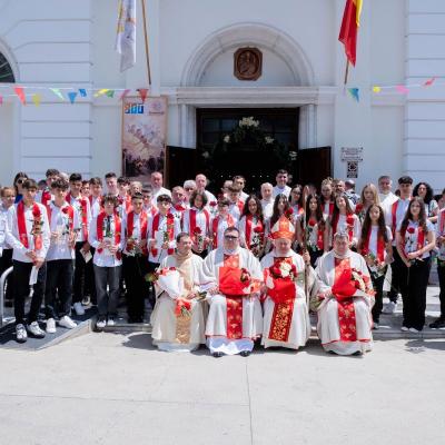 20 iunie: Galaţi: Administrarea Mirului şi sărbătorirea hramului comunităţii