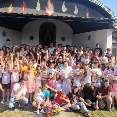 17 iulie: Schineni: Sărbătoarea Sfintei Maria Magdalena Postel - o celebrare a iubirii care dăruieşte speranţă copiilor