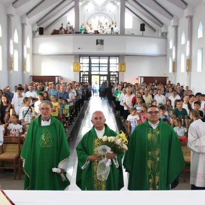 16 iulie: Vizită pastorală a PS Iosif Păuleţ în Parohia "Sfântul Iosif Muncitorul" din Săbăoani