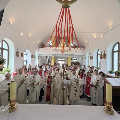7-8 august 2026: Sascut-Sat: Triplă sărbătoare - vizita pastorală a PS Iosif Păuleț, hramul și conferirea Sfântului Mir