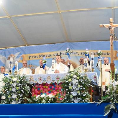 13-15 august 2026: Pelerinajul anual la Sanctuarul Maicii Domnului de la Cacica 2026, cu îndemnul „Prin Maria, cu Francisc, spre Euharistie”. Foto: Andreea Benchea