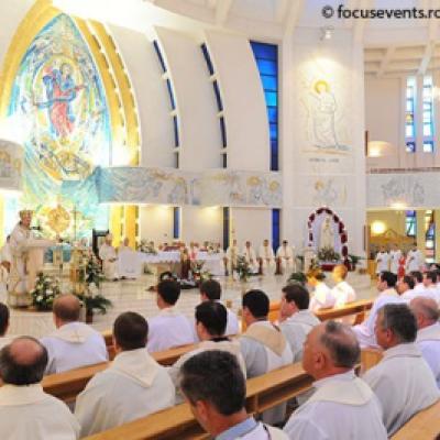 1 mai: Iaşi: Ep. Petru Gherghel la douazeci de ani de episcopat