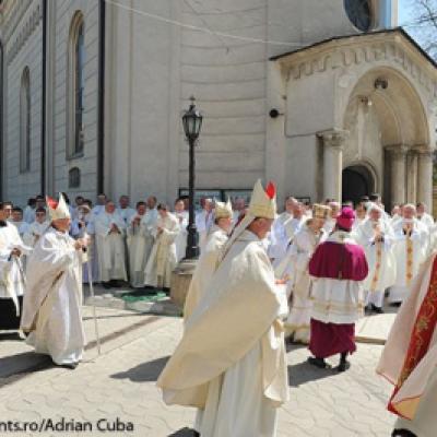 1 mai: Iaşi: Ep. Petru Gherghel la douazeci de ani de episcopat