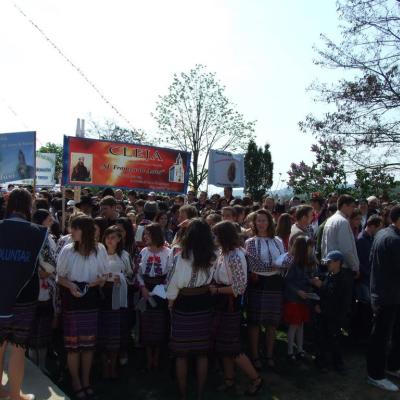 2 mai: Cleja: Ziua Tineretului