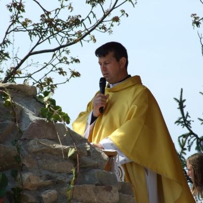 2 mai: Cleja: Ziua Tineretului
