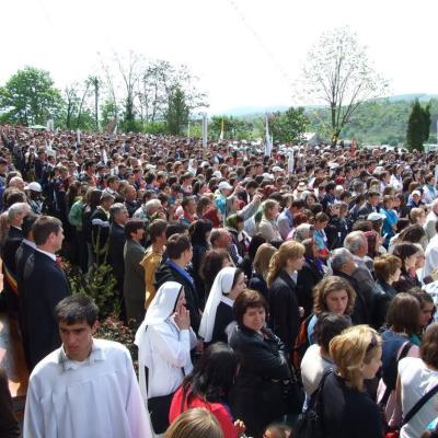 2 mai: Cleja: Ziua Tineretului