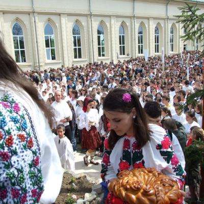 2 mai: Cleja: Ziua Tineretului