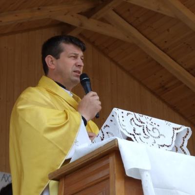 2 mai: Cleja: Ziua Tineretului