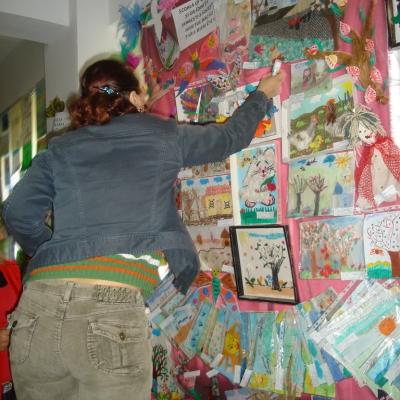 7 mai: Bacău: Concurs internaţional de artă plastică şi jucării pentru copii