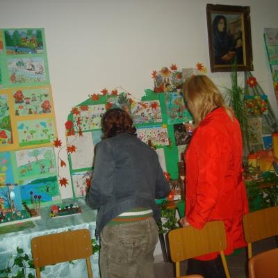 7 mai: Bacău: Concurs internaţional de artă plastică şi jucării pentru copii