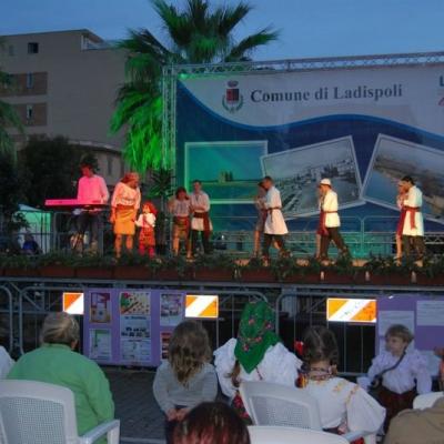 9 mai: Ladispoli: Catolicii români la sărbătoarea oraşului