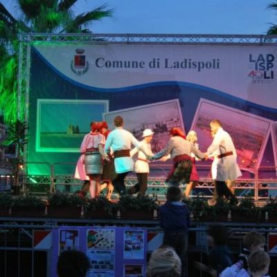 9 mai: Ladispoli: Catolicii români la sărbătoarea oraşului