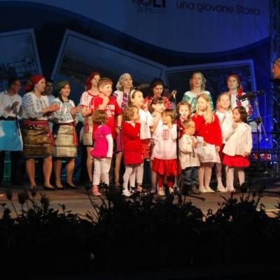 9 mai: Ladispoli: Catolicii români la sărbătoarea oraşului
