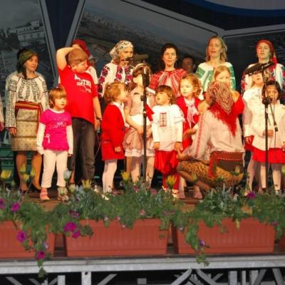 9 mai: Ladispoli: Catolicii români la sărbătoarea oraşului