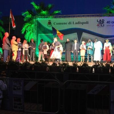 9 mai: Ladispoli: Catolicii români la sărbătoarea oraşului
