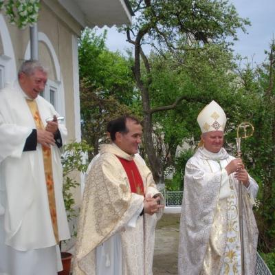 9 mai: Barticeşti: 25 de ani de Preoţie