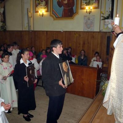 9 mai: Barticeşti: 25 de ani de Preoţie