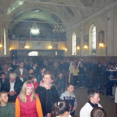 9 mai: Barticeşti: 25 de ani de Preoţie