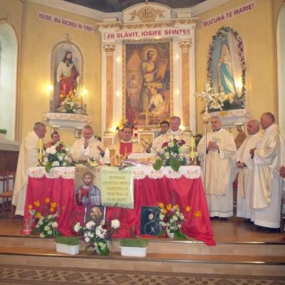 9 mai: Barticeşti: 25 de ani de Preoţie