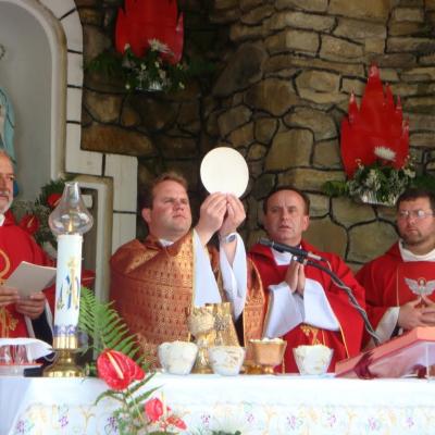 22-23 mai: Baraţi: Hram şi pelerinaj