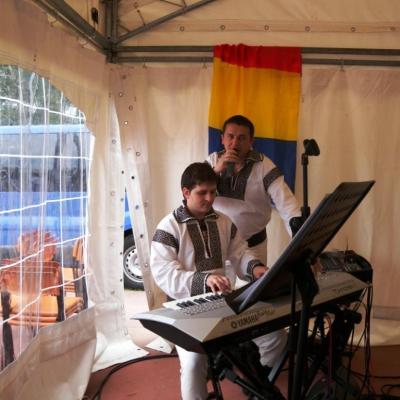 23 mai: Pordenone (Italia): Sărbătoarea popoarelor