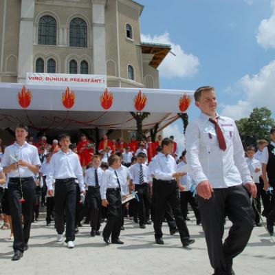 29 mai: Buruieneşti: Administrarea Mirului